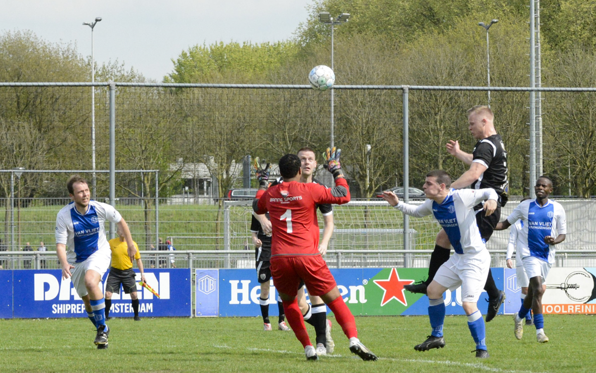 Fotoverslag RKSV TOB - SV Maken